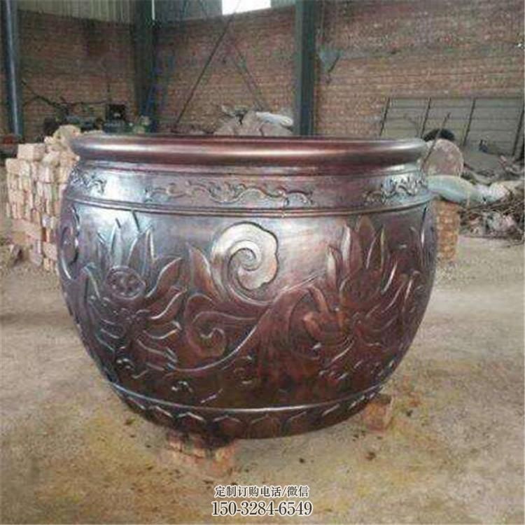 莲花图青铜缸雕塑 莲花图青铜缸雕塑